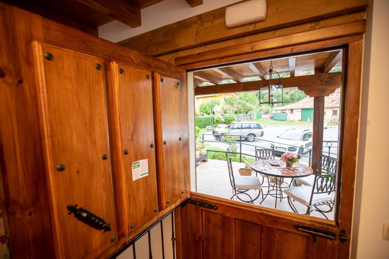 Hotel Rural En Las Cascadas De Tobera エクステリア 写真