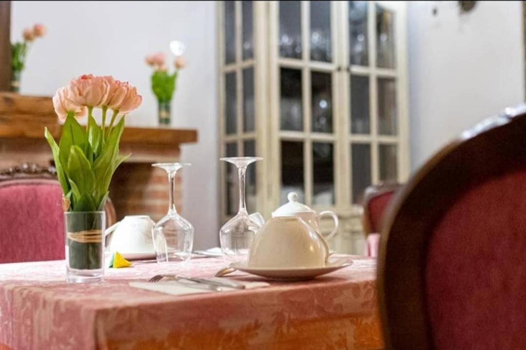 Hotel Rural En Las Cascadas De Tobera エクステリア 写真