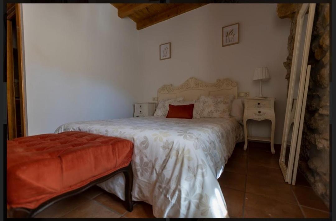 Hotel Rural En Las Cascadas De Tobera エクステリア 写真