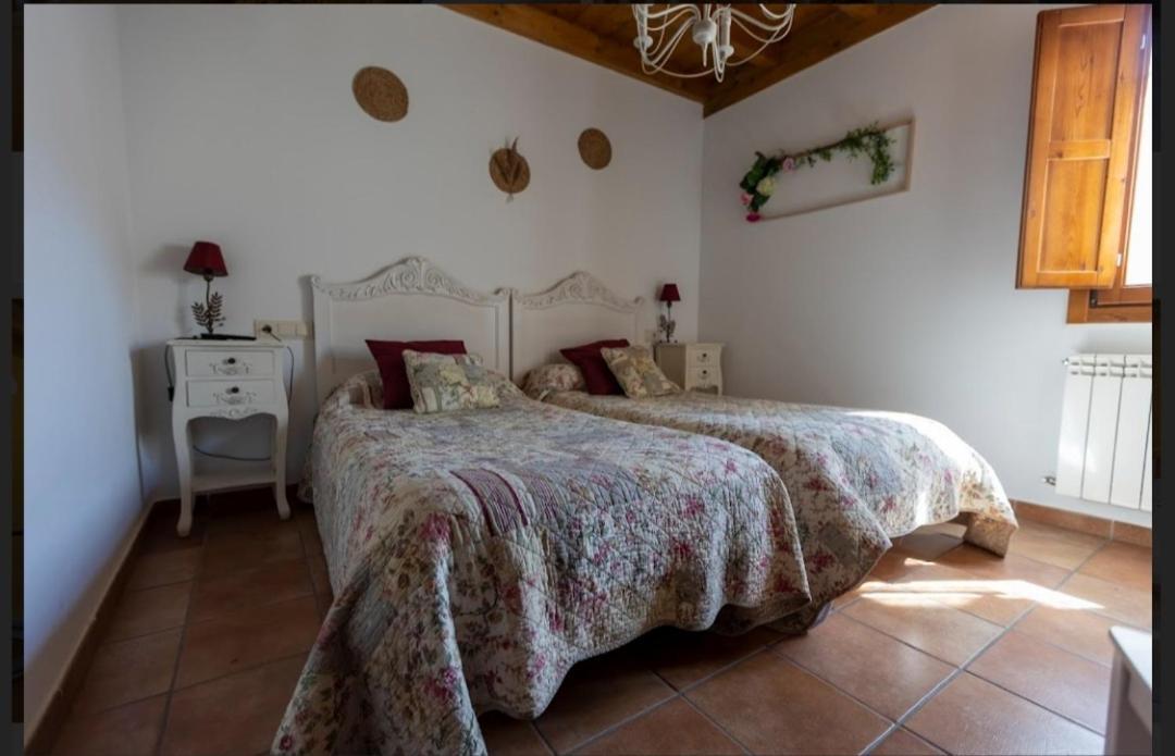 Hotel Rural En Las Cascadas De Tobera エクステリア 写真