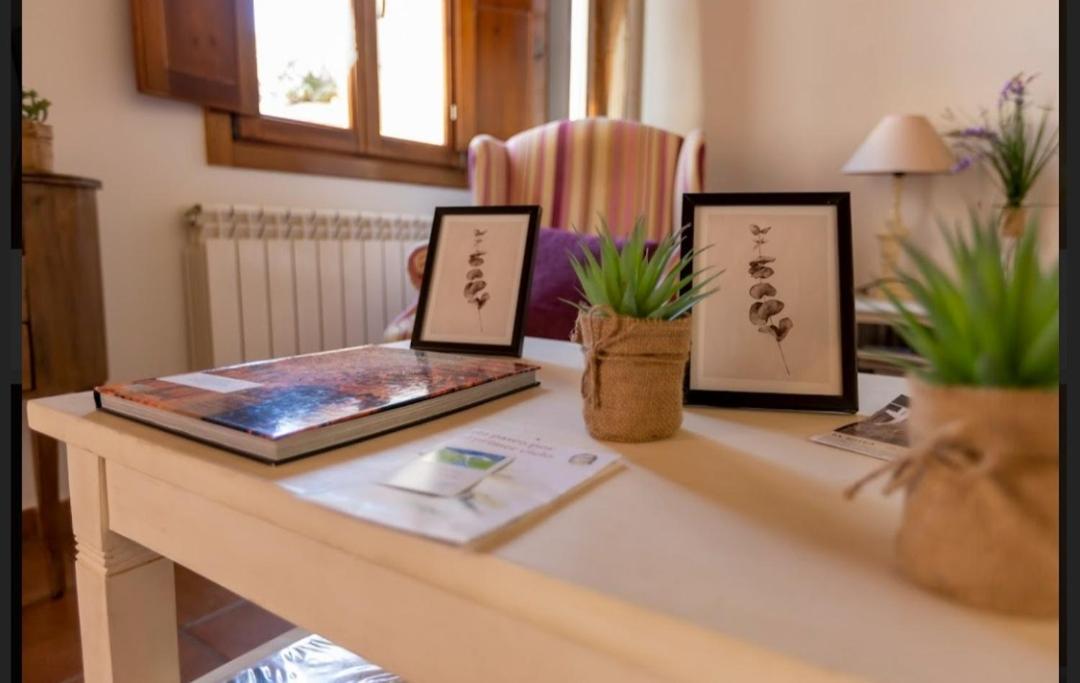 Hotel Rural En Las Cascadas De Tobera エクステリア 写真