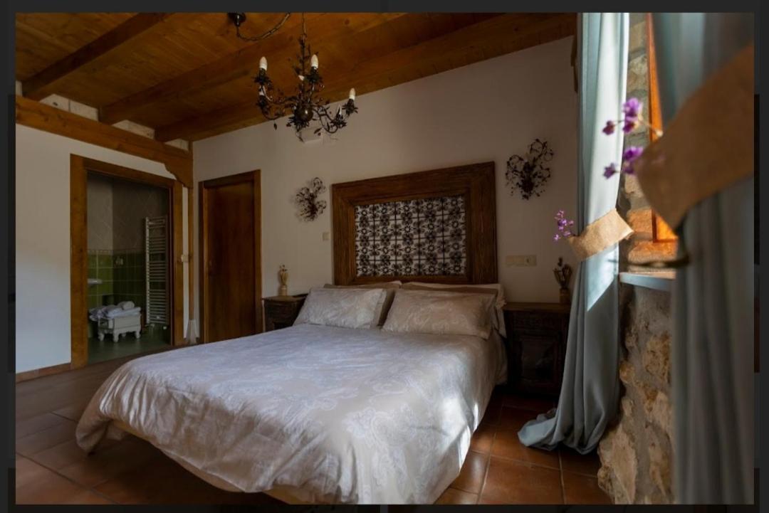 Hotel Rural En Las Cascadas De Tobera エクステリア 写真